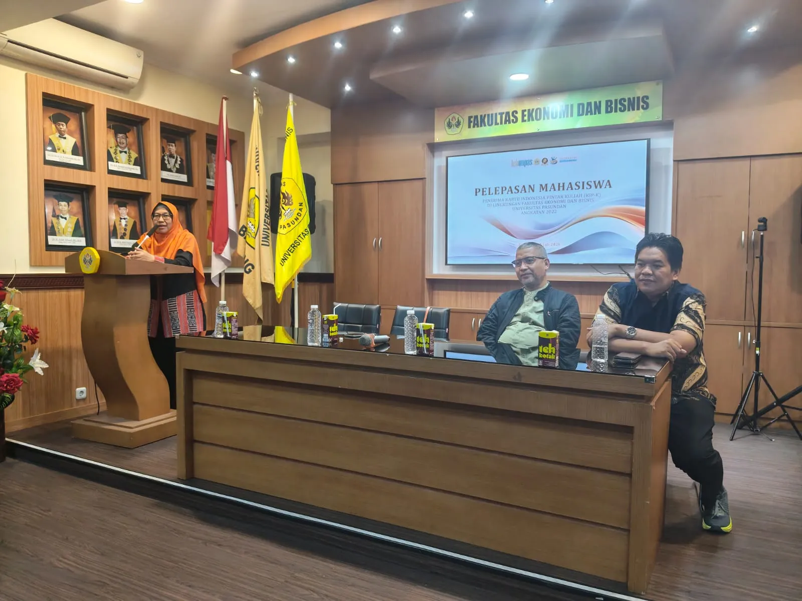 2pelepasan-1782876485.webp 2pelepasan-1782876485.webp