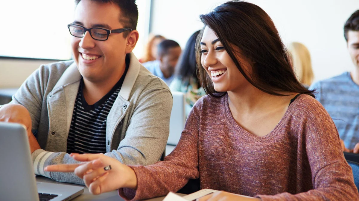 Apakah Jurusan Bisnis Digital Sulit?