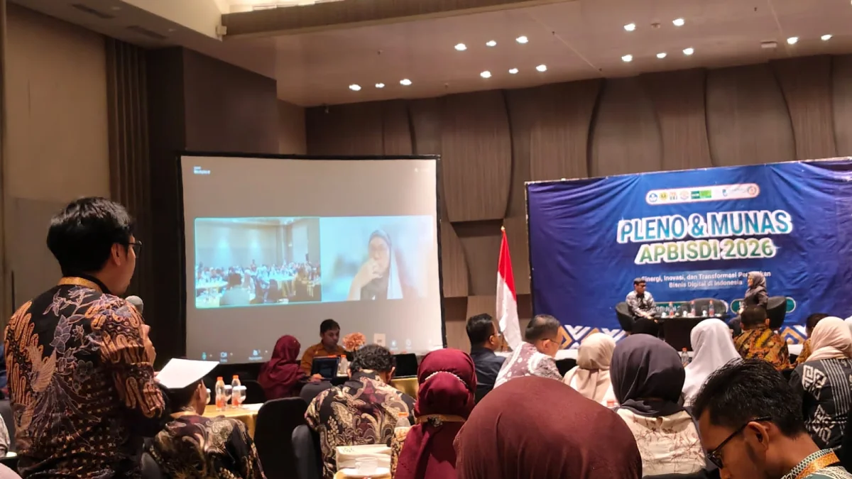 Reimagining Digital Business Education di Era AI: Saatnya Kampus Menjadi Pusat Transformasi Digital