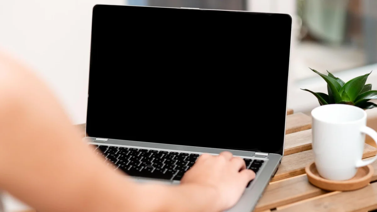 Kerja Remote dari Rumah: Profesi Digital Apa Saja yang Cocok Tahun 2026?