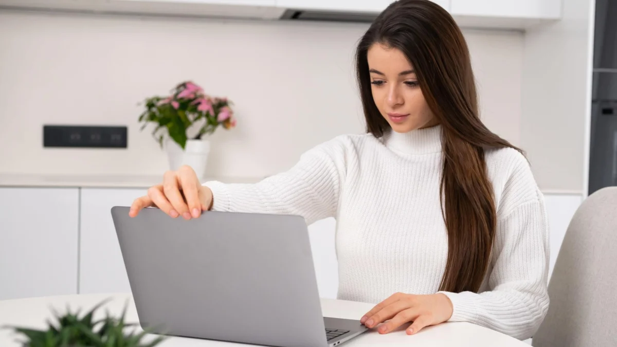 Freelance Digital: Peluang Kerja Baru Anak Kuliahan di Tahun 2026