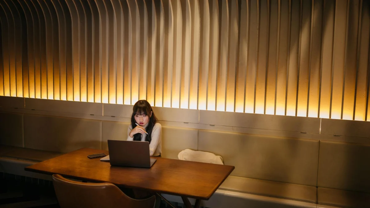 Mengapa Mahasiswa Bisnis Digital Belajar Digital Advertising? Ini Alasannya
